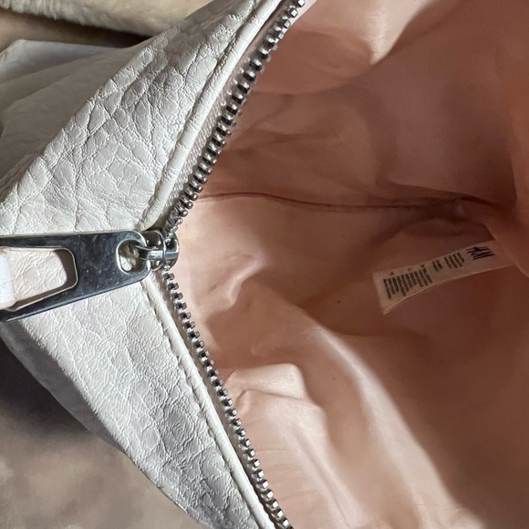 H&M stylish cream cluth - Picture 5 of 5